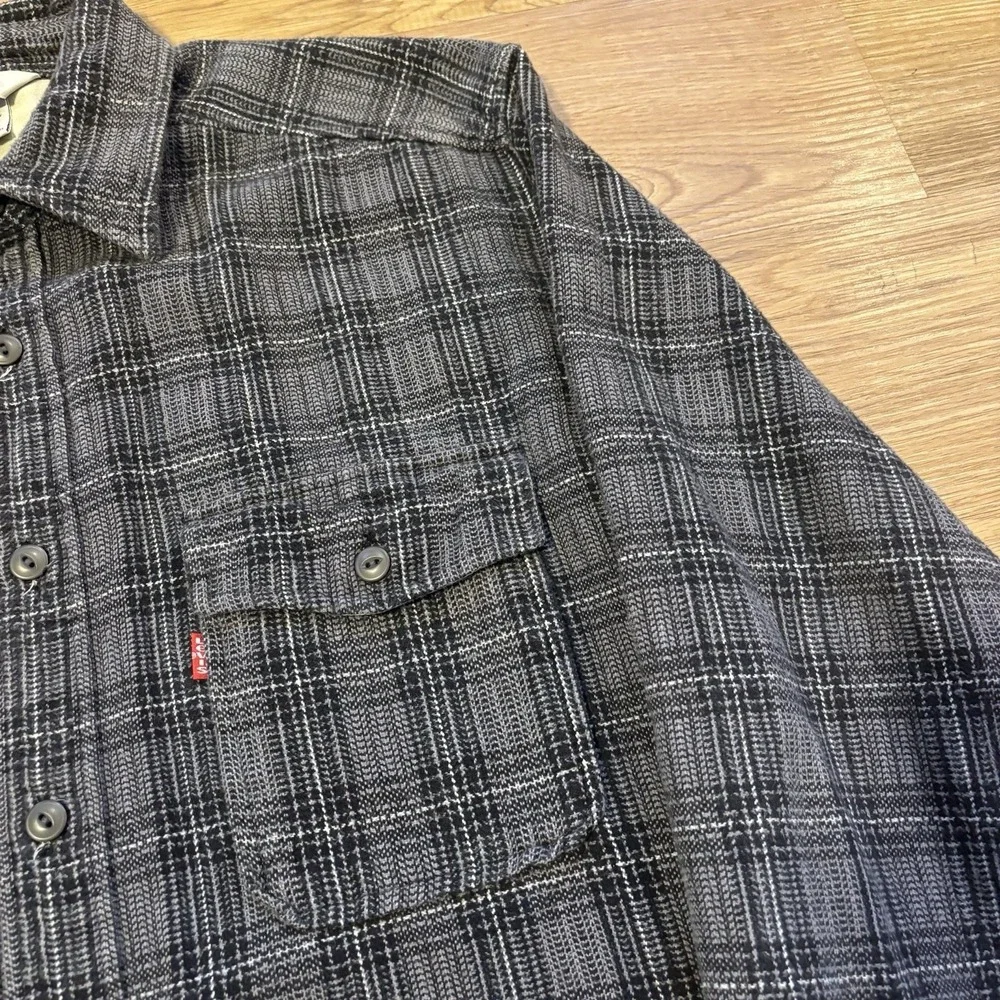 Vintage Levis Shirt Jacket Men's Small Grey Black Plaid Flannel Shacket Oversize - Picture 5 of 15
